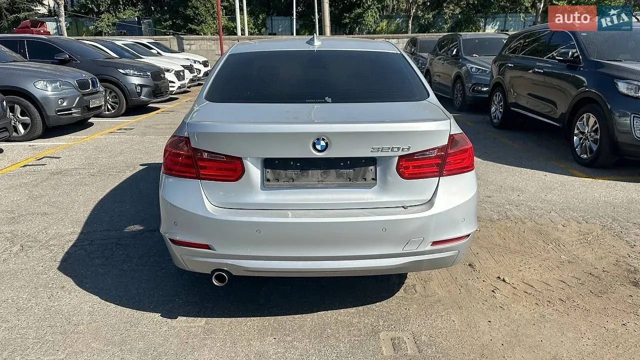 BMW 3 Series 2015 photo 4