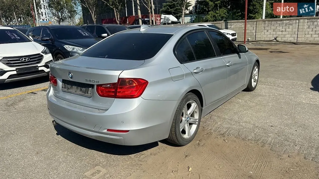 BMW 3 Series 2015 photo 5