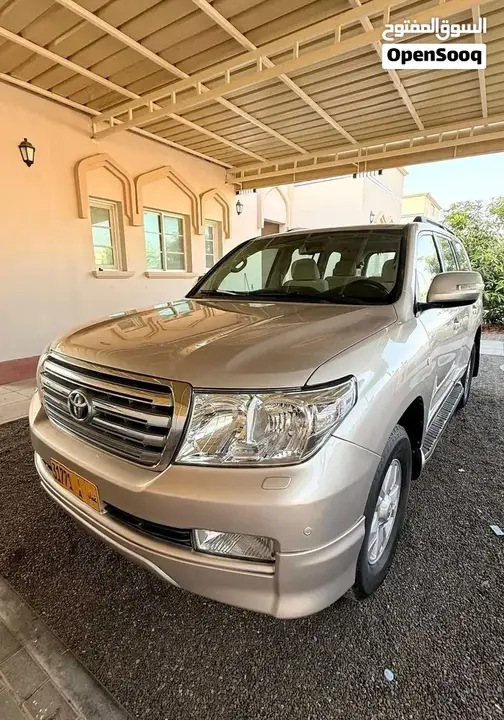 Toyota Land Cruiser 2009 photo 2