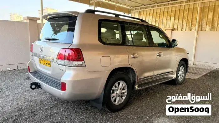 Toyota Land Cruiser 2009 photo 4