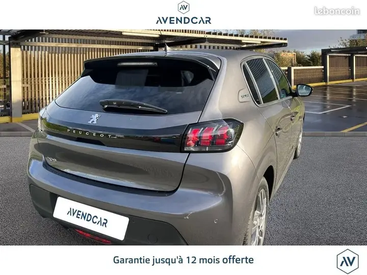 Peugeot 208 2022 photo 4