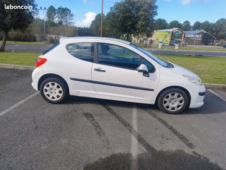 Peugeot 207