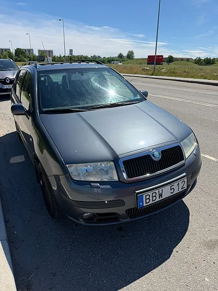 Skoda Fabia 2007 photo 4
