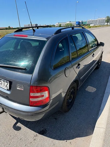 Skoda Fabia 2007 photo 5