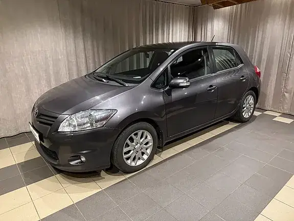 Toyota Auris 2010 photo 4