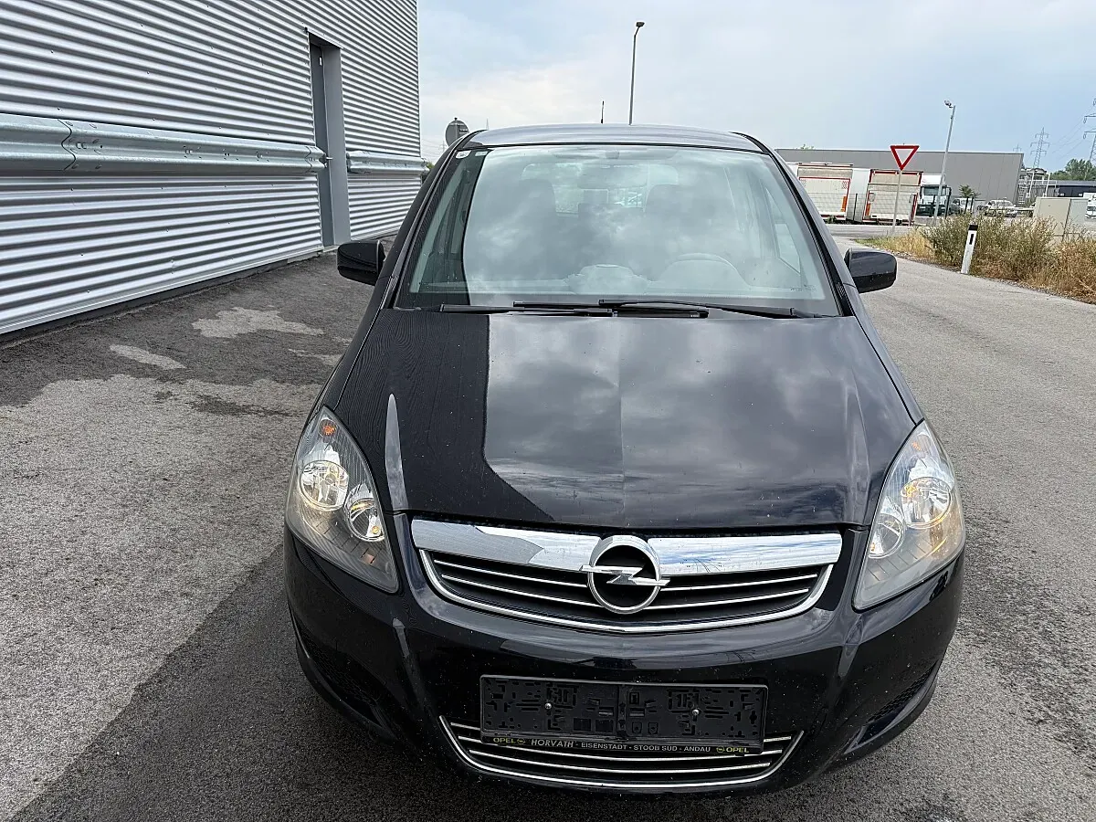 Opel Zafira 2011 photo 3
