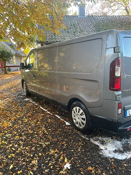 Renault Trafic 2015 photo 3