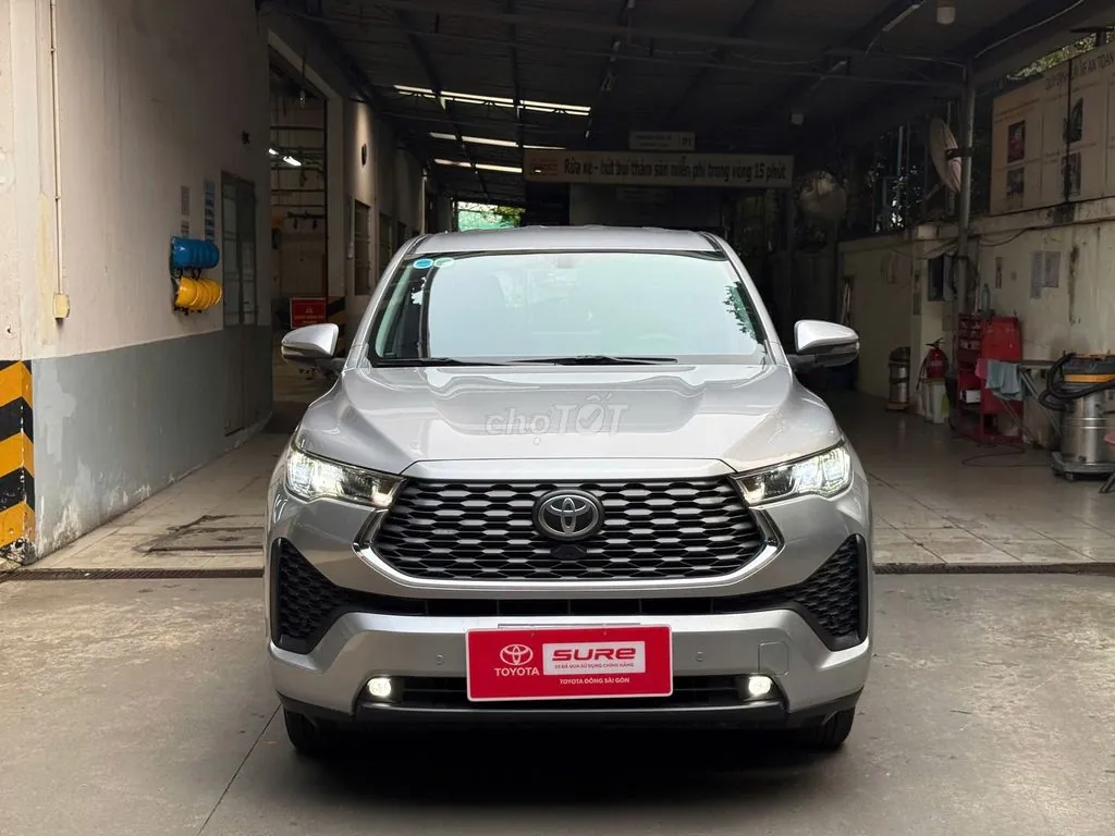 Toyota Innova Cross 2024 photo 2