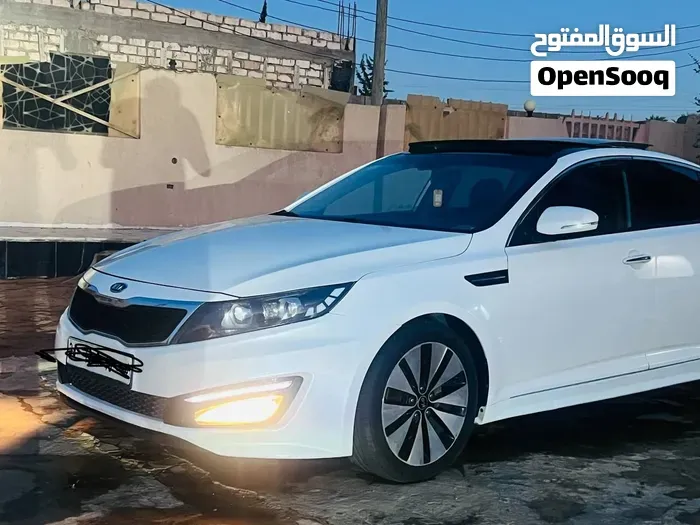 Kia K5 2012 photo 2