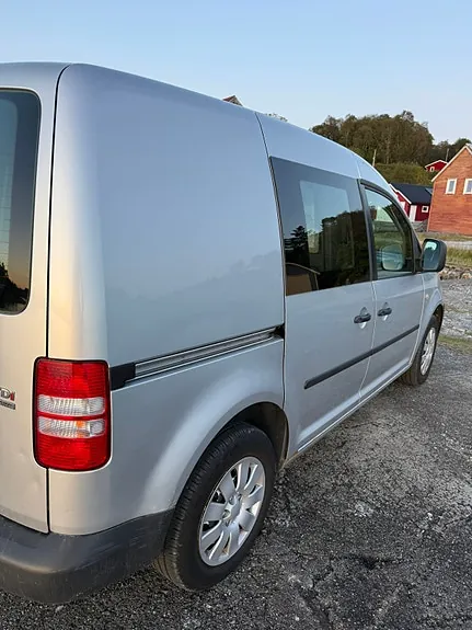 Volkswagen Caddy 2012 photo 4