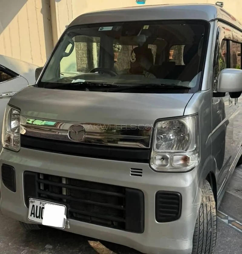 Mazda Scrum Van