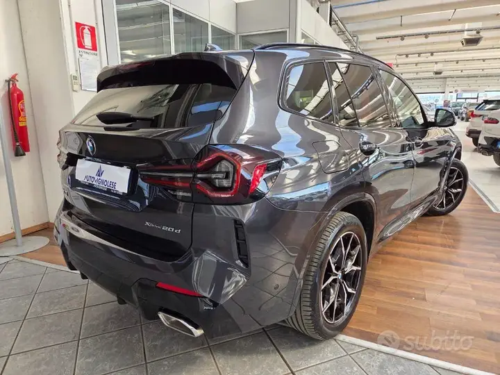 BMW X3 2024 photo 2