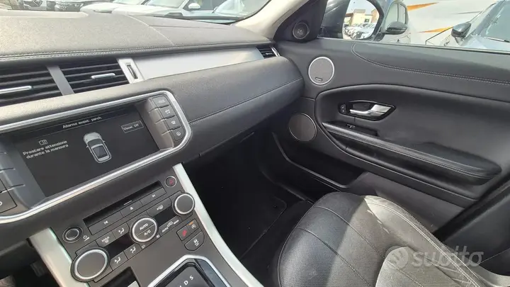 Land Rover Range Rover Evoque 2016 photo 4