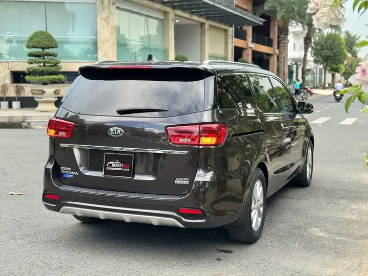 Kia Sedona 2019 photo 3
