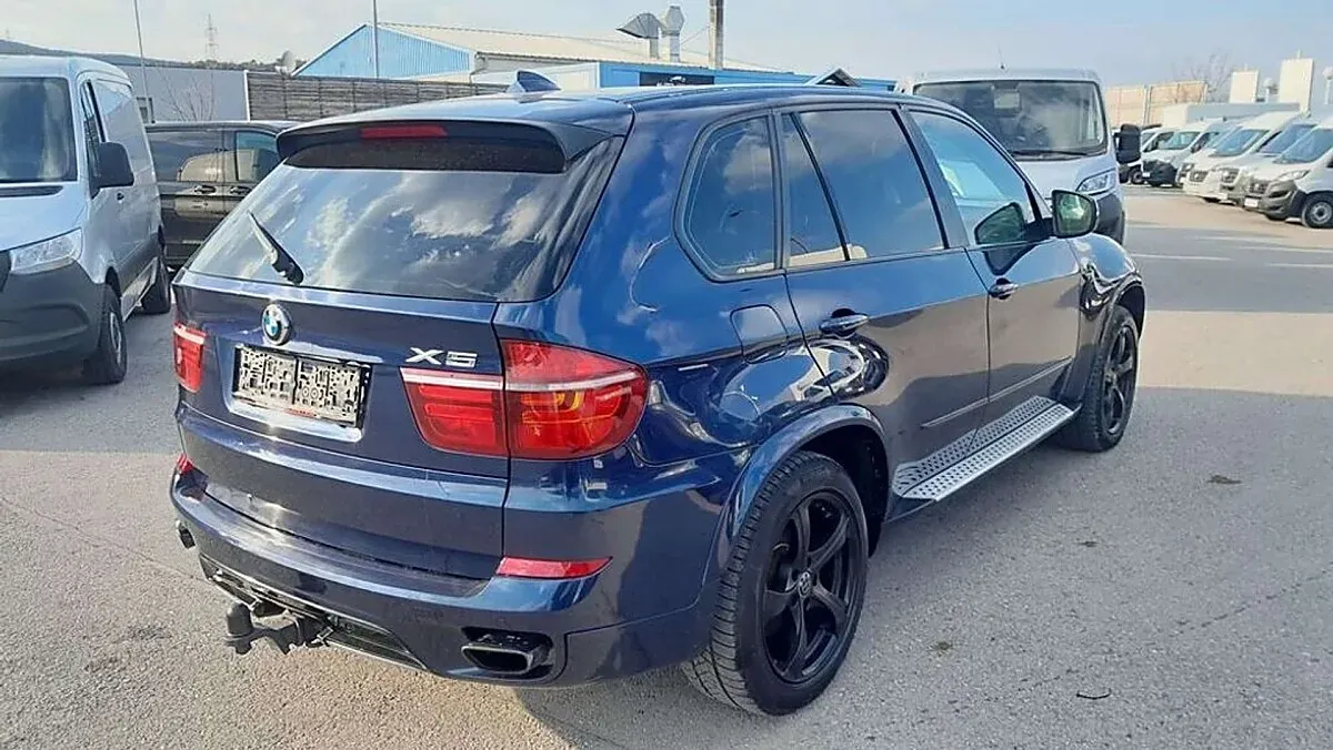 BMW X5 2011 photo 5