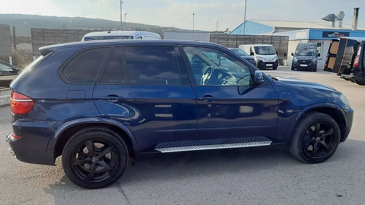 BMW X5 2011 photo 4
