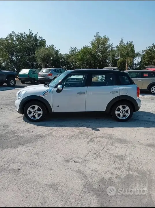 Mini Countryman 2012 photo 2