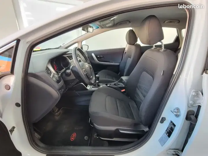Kia Ceed 2017 photo 3