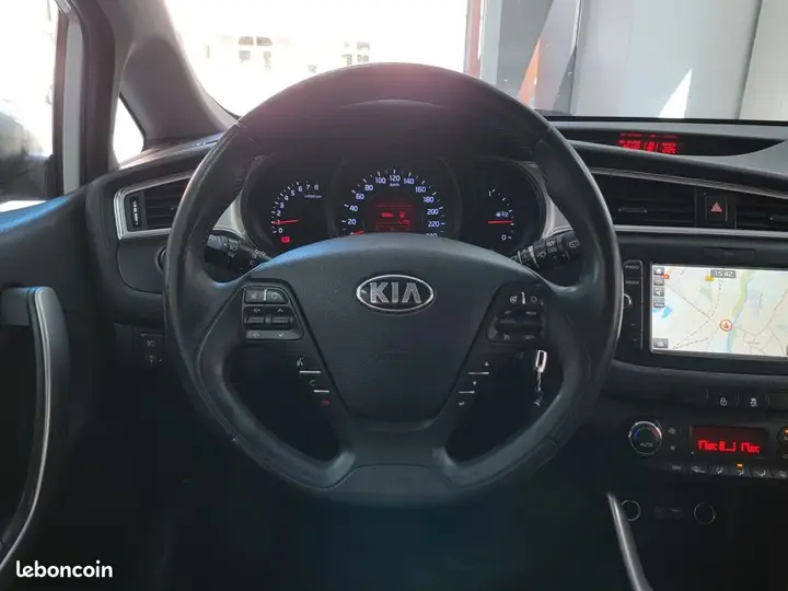 Kia Ceed 2017 photo 4