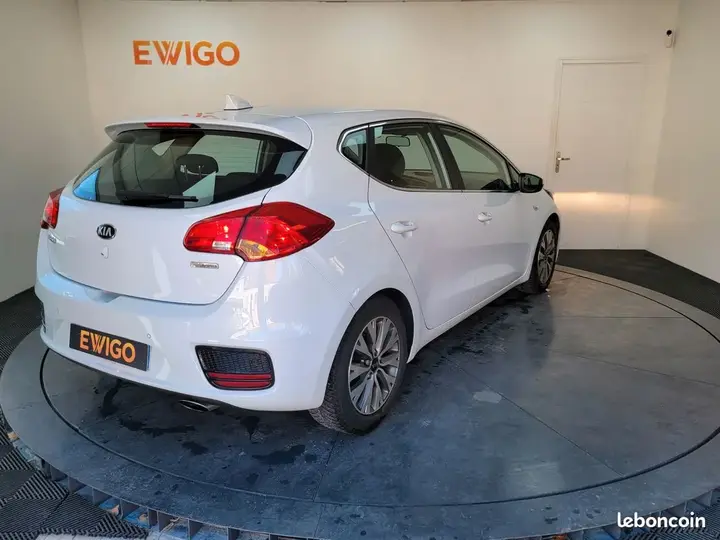 Kia Ceed 2017 photo 2