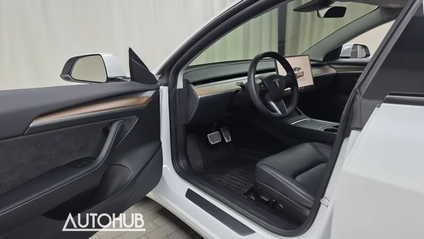 Tesla Model 3 2022 photo 4