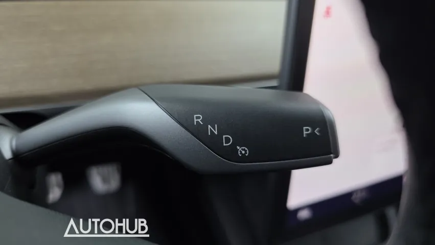 Tesla Model 3 2022 photo 3