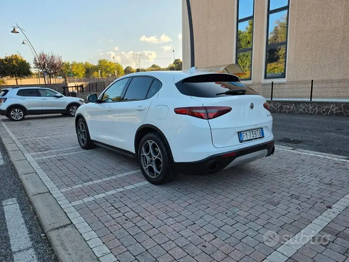 Alfa Romeo Stelvio 2019 photo 4