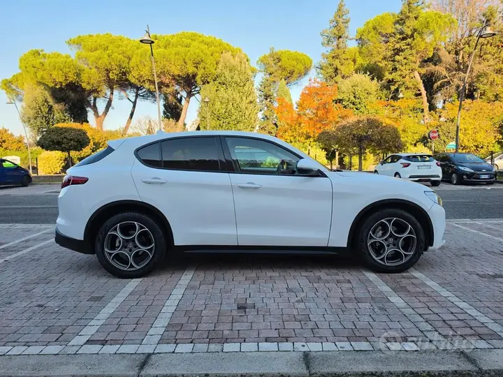 Alfa Romeo Stelvio 2019 photo 5