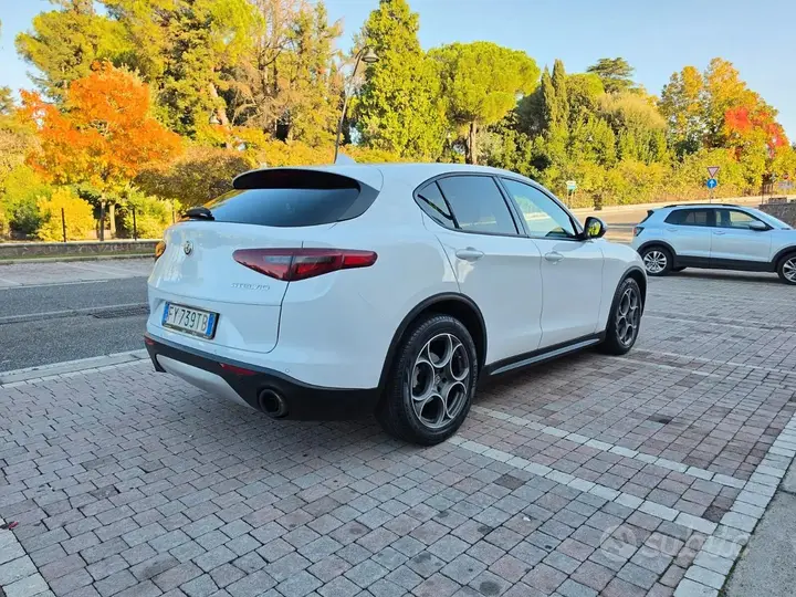 Alfa Romeo Stelvio 2019 photo 3