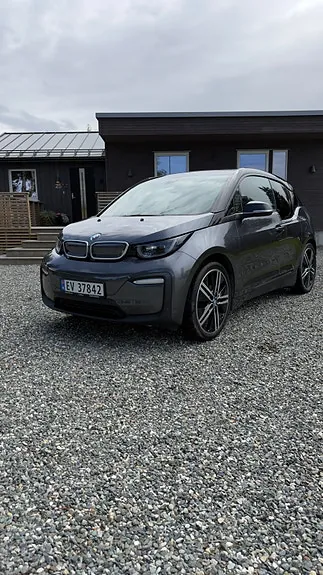 BMW I3