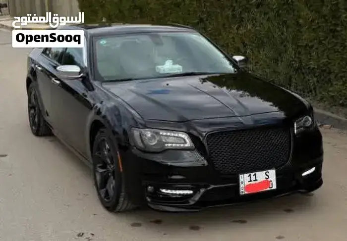 Chrysler 300 2021 photo 3