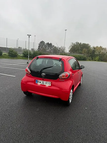 Toyota Aygo 2010 photo 3