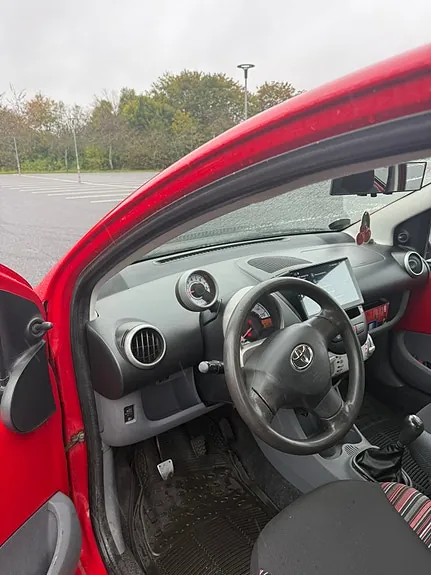 Toyota Aygo 2010 photo 4