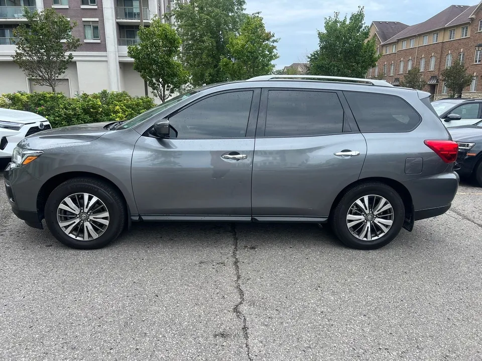 Nissan Pathfinder 2019 photo 2