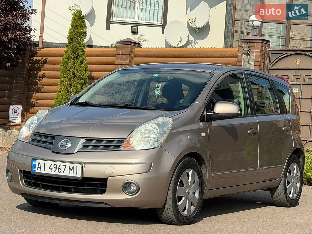 Nissan Note 2008 photo 5