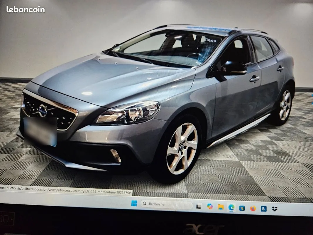 Volvo V40