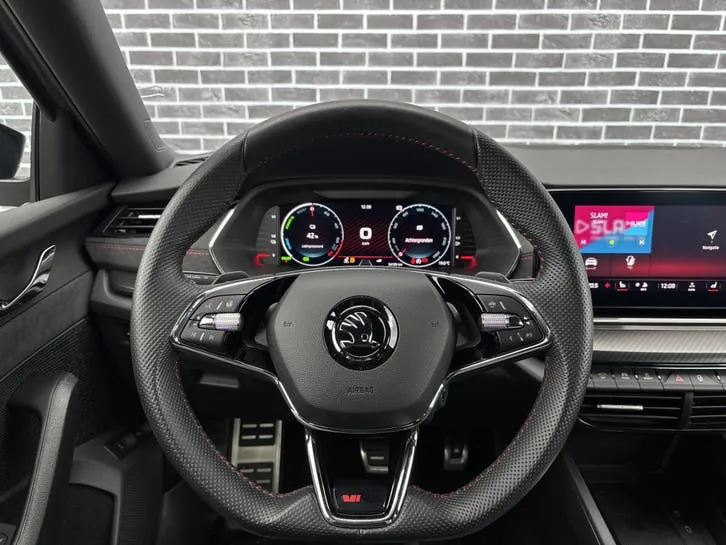 Skoda Octavia 2022 photo 3