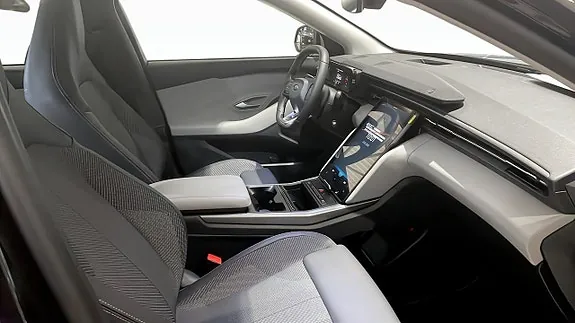 Ford Explorer 2026 photo 3