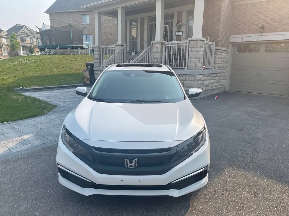 Honda Civic 2020 photo 2