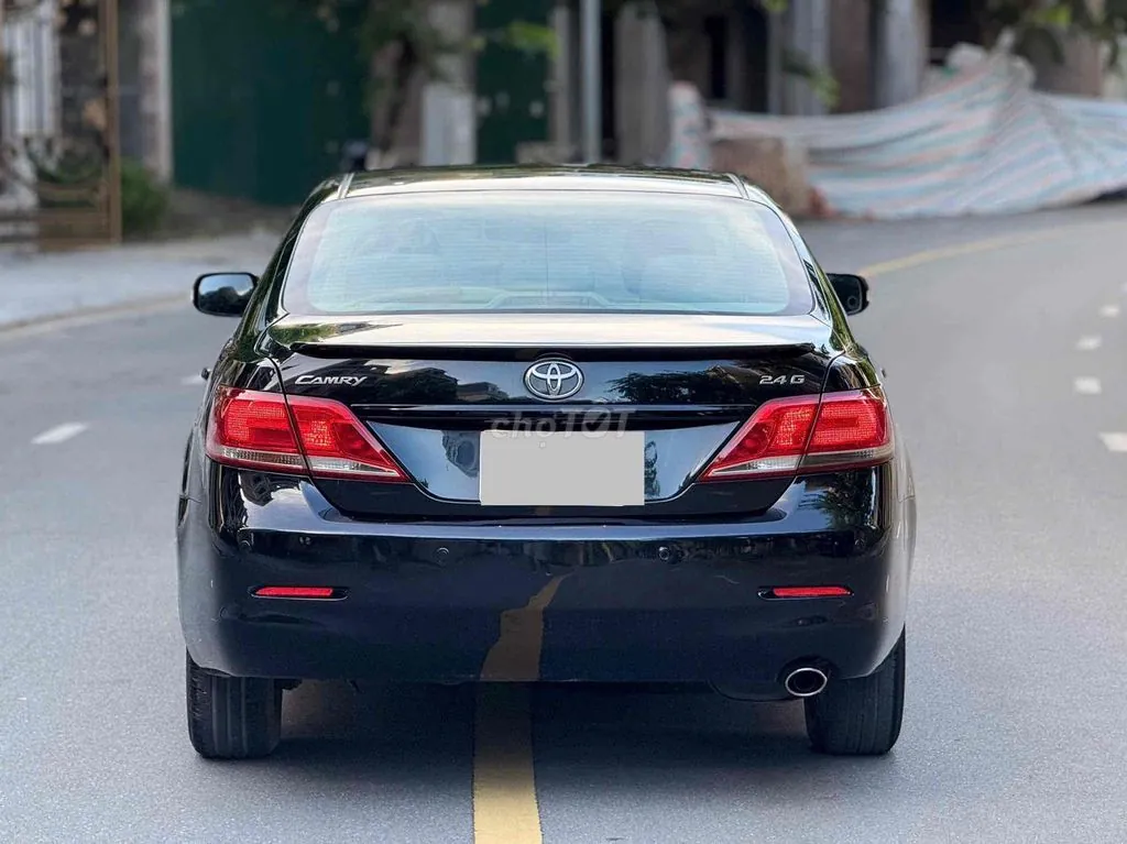 Toyota Camry 2011 photo 2