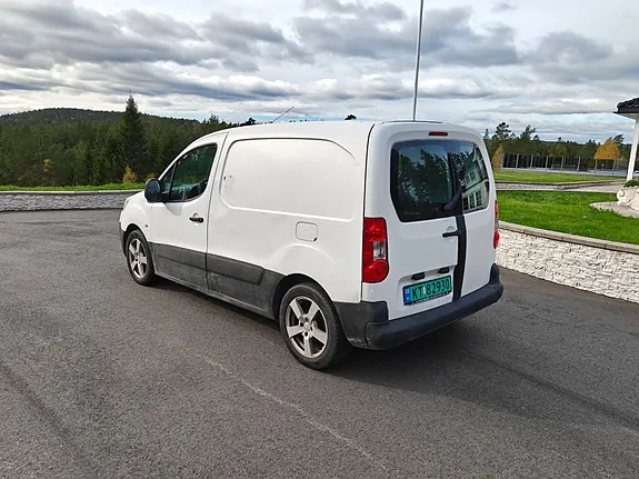 Peugeot Partner 2012 photo 3