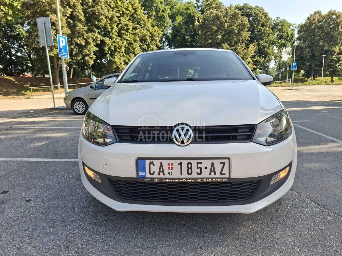 Volkswagen Polo 2013 photo 2