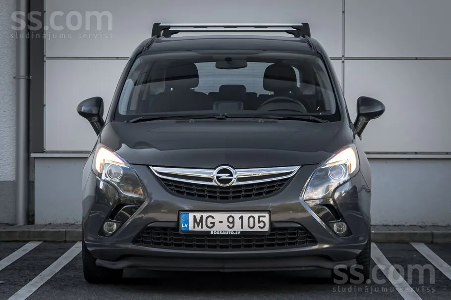 Opel Zafira 2015 photo 2