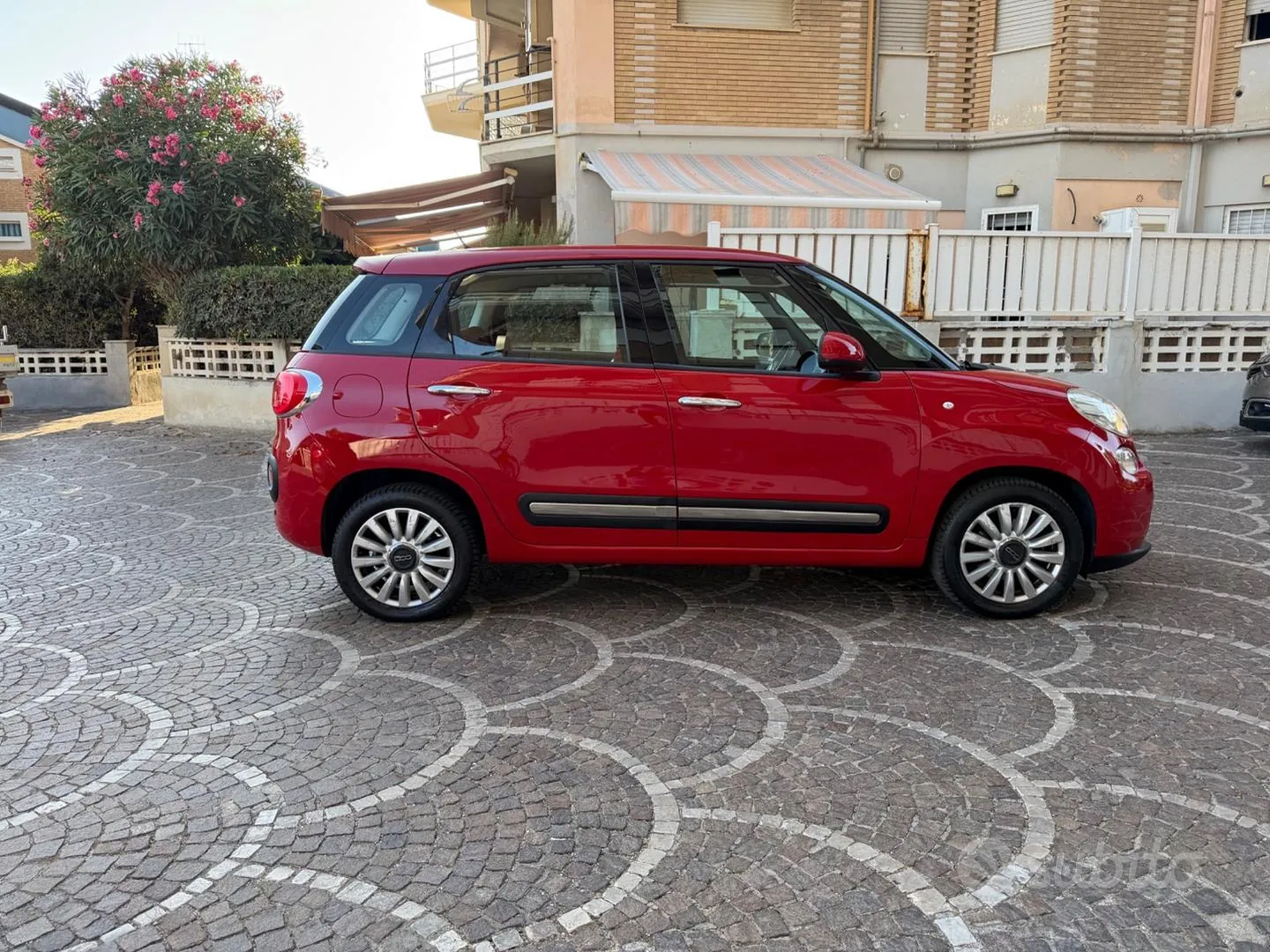 Fiat 500L 2014 photo 3