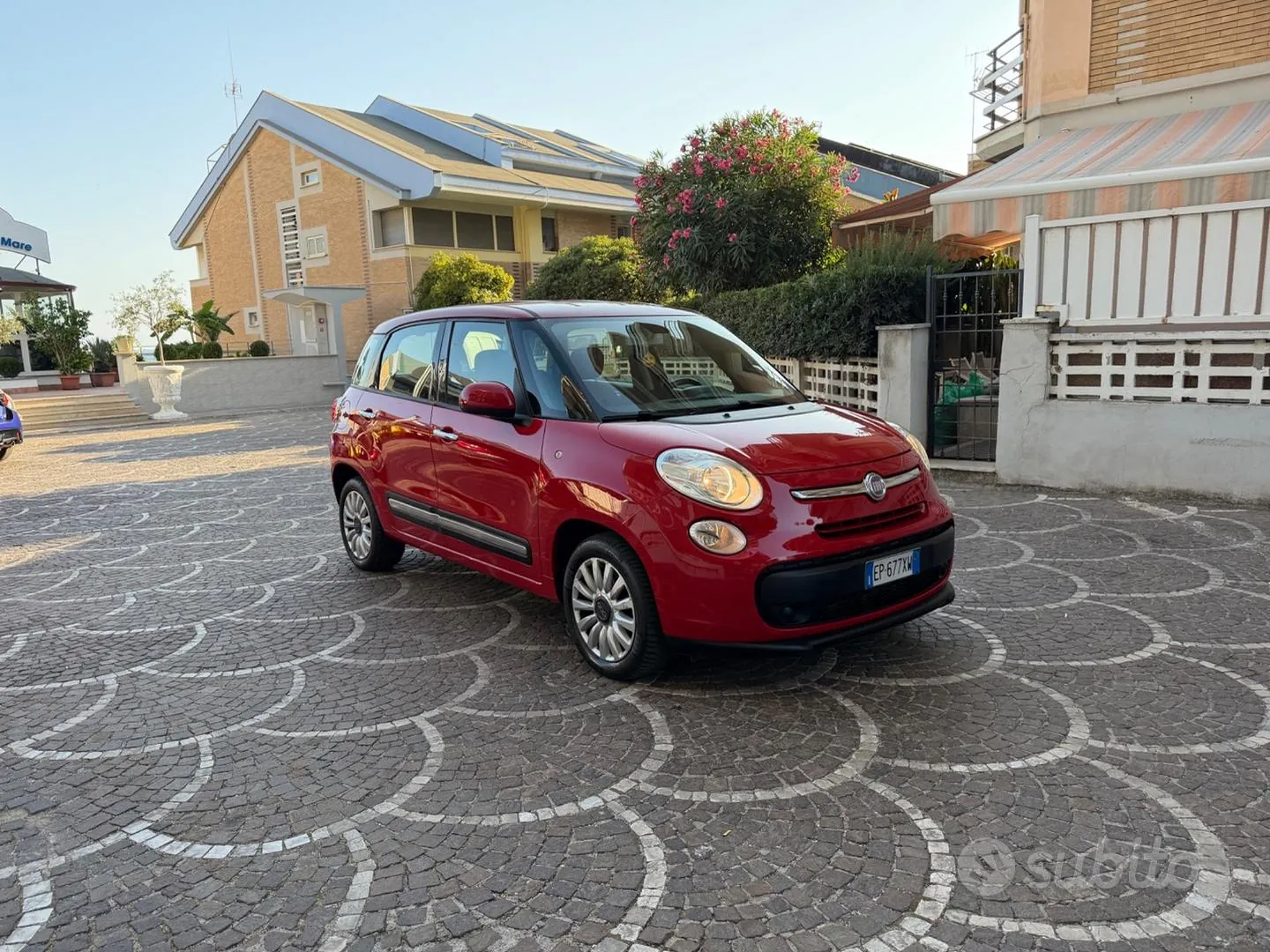 Fiat 500L 2014 photo 2