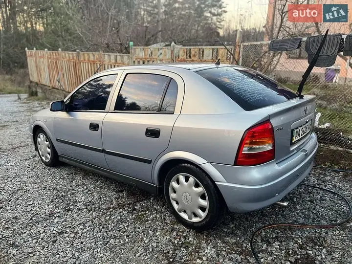 Opel Astra 2002 photo 3