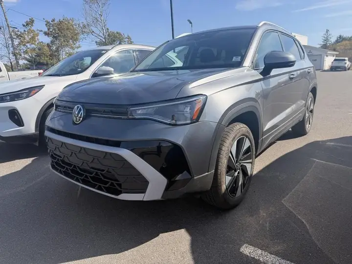 Volkswagen Taos