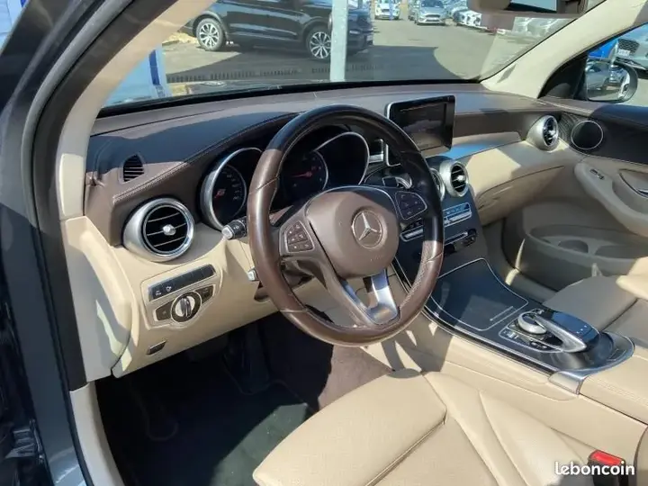 Mercedes-Benz Glc 2018 photo 4