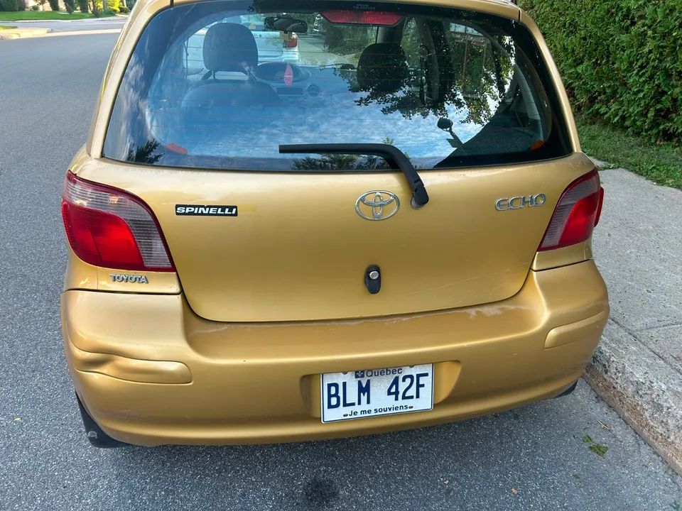 Toyota Echo 2004 photo 3