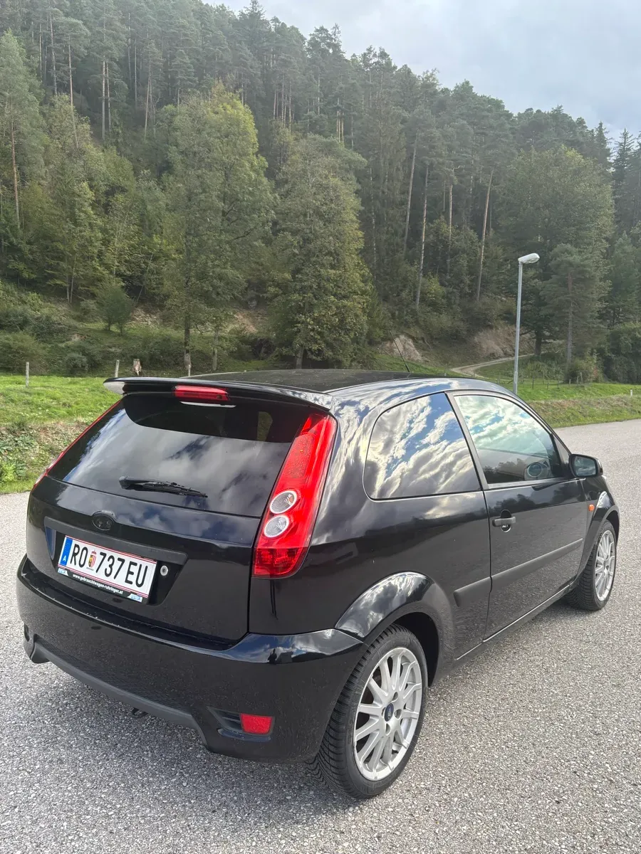 Ford Fiesta 2008 photo 3
